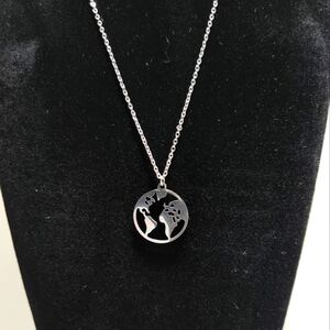 Necklace 18" Silvertone Chain and Globe Pendant Teacher Gift New Condition
